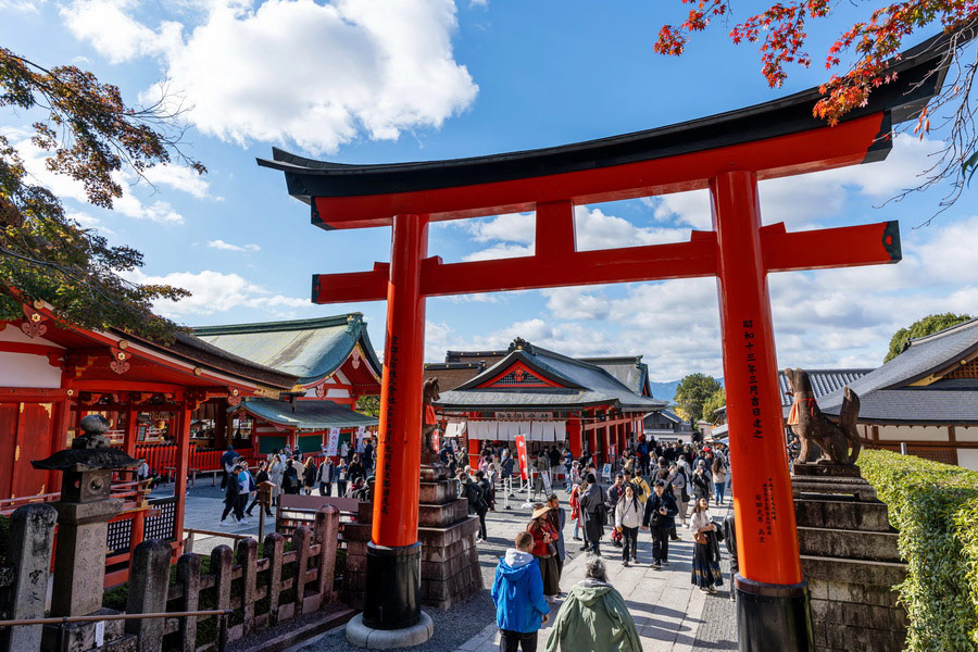 Japan culture nature and city life